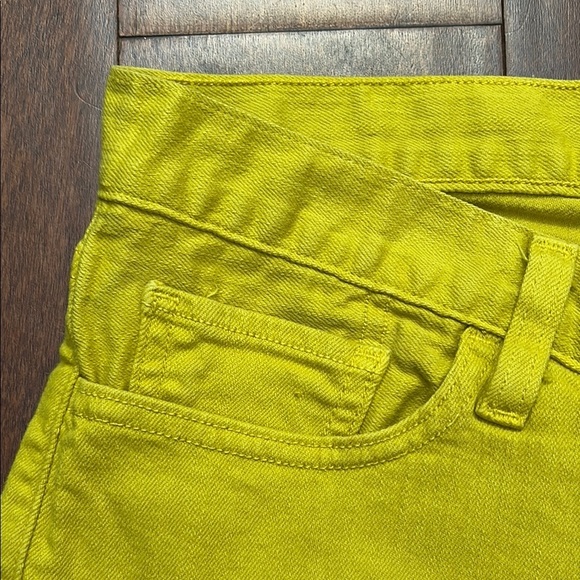 Lucky Brand Riley Shorts, Low Rise Chartreuse Goldy Yellow Denim Shorts, Size 26 - Picture 11 of 11